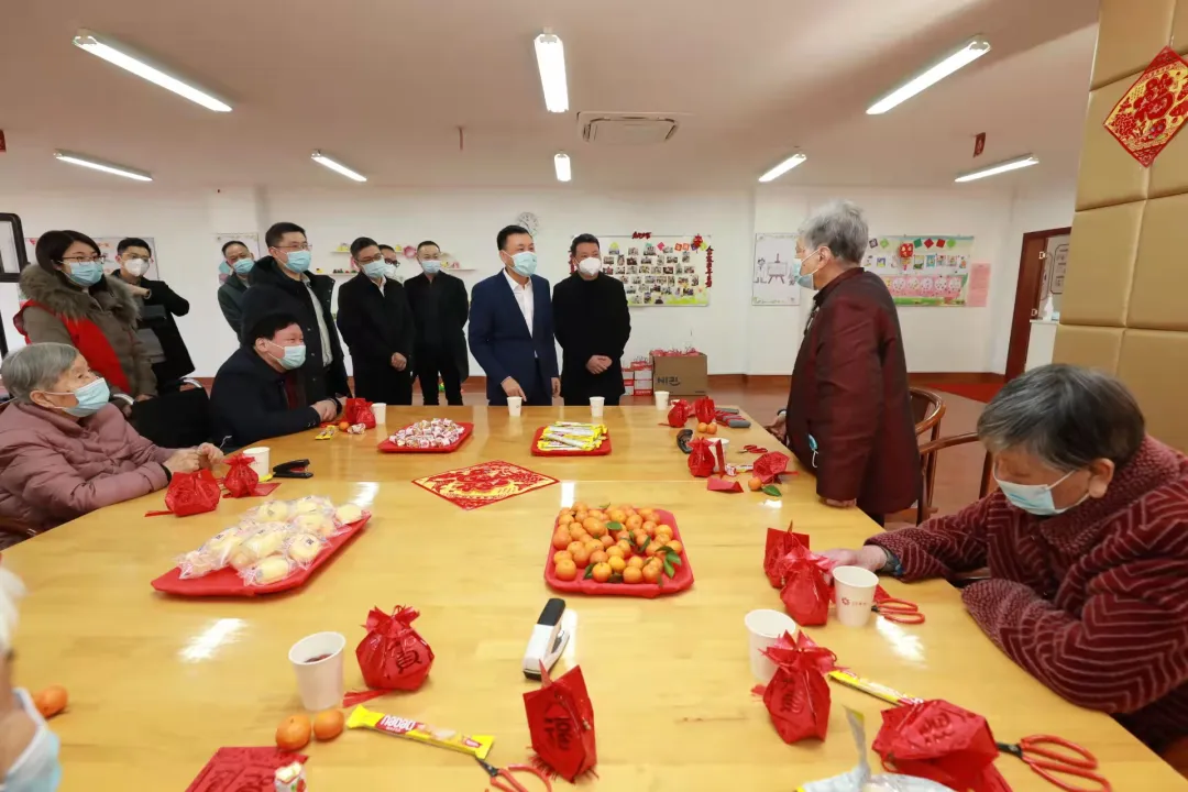 张永宁市长深入市云顶集团下属金泰公司开展新春探望慰问运动