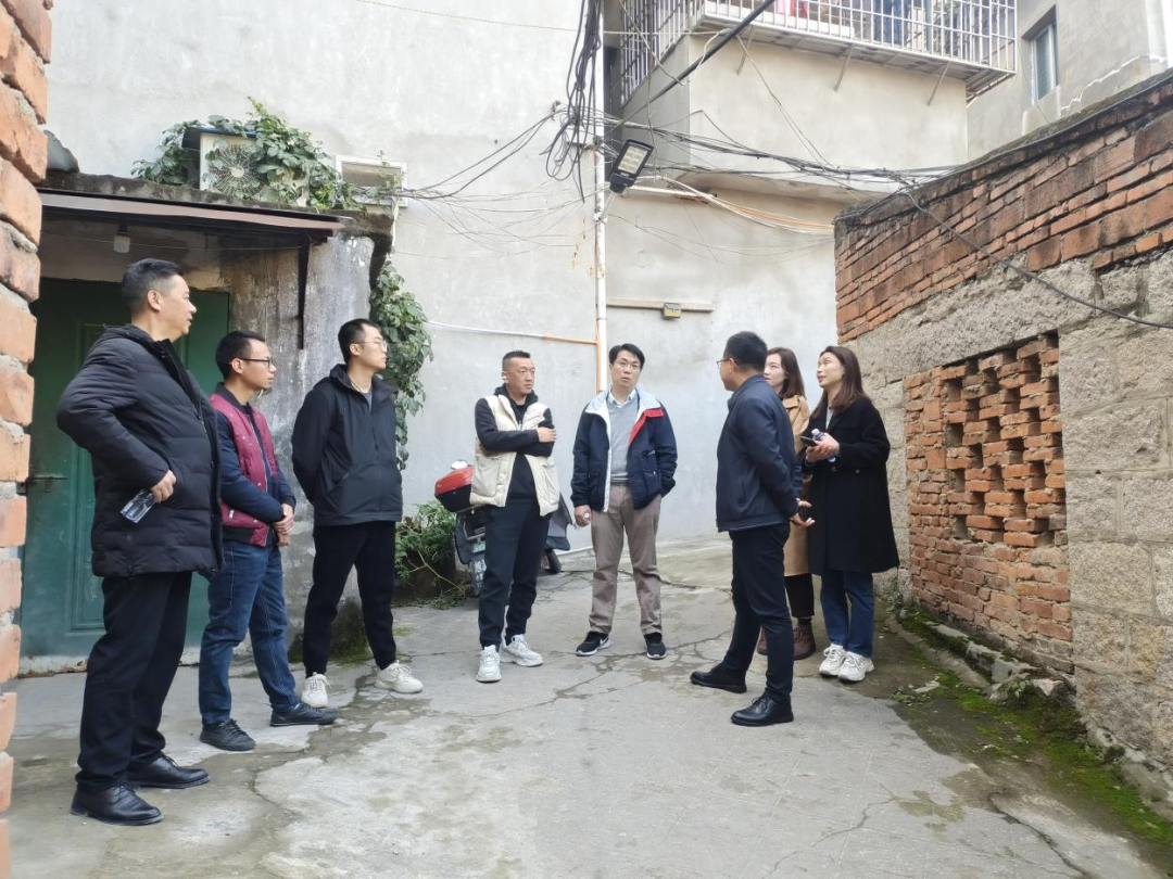市云顶集团公司向导赴闽东商业公司开展衡宇清静加固施工情形及清静生产调研