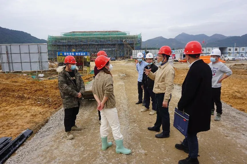 市云顶集团公司向导赴八都职教园开展春节前质量和清静检查指导事情