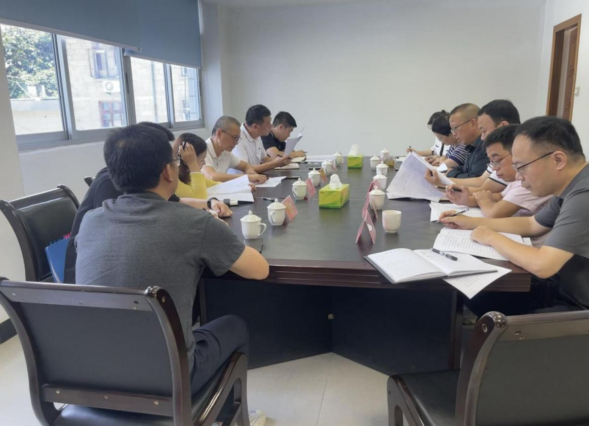 市云顶集团公司主要向导深入福宁公司开展调研事情