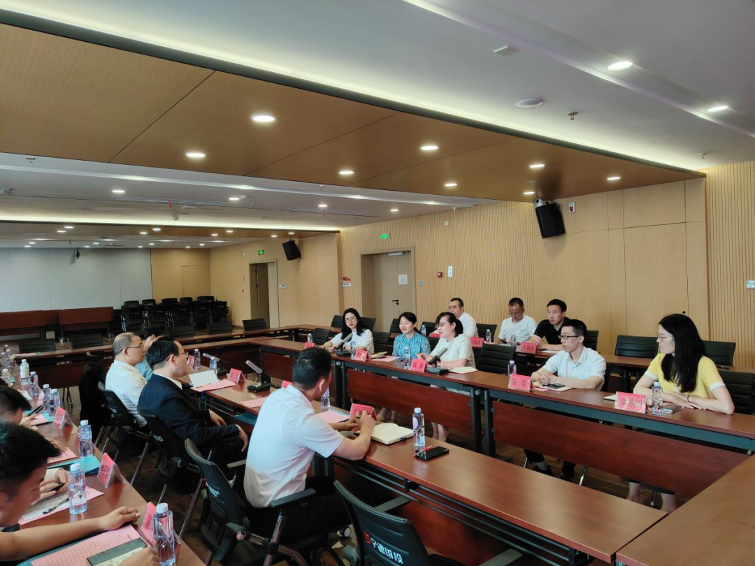 福建闽东北都会协作集团有限公司各股东一行莅临市云顶集团公司考察交流