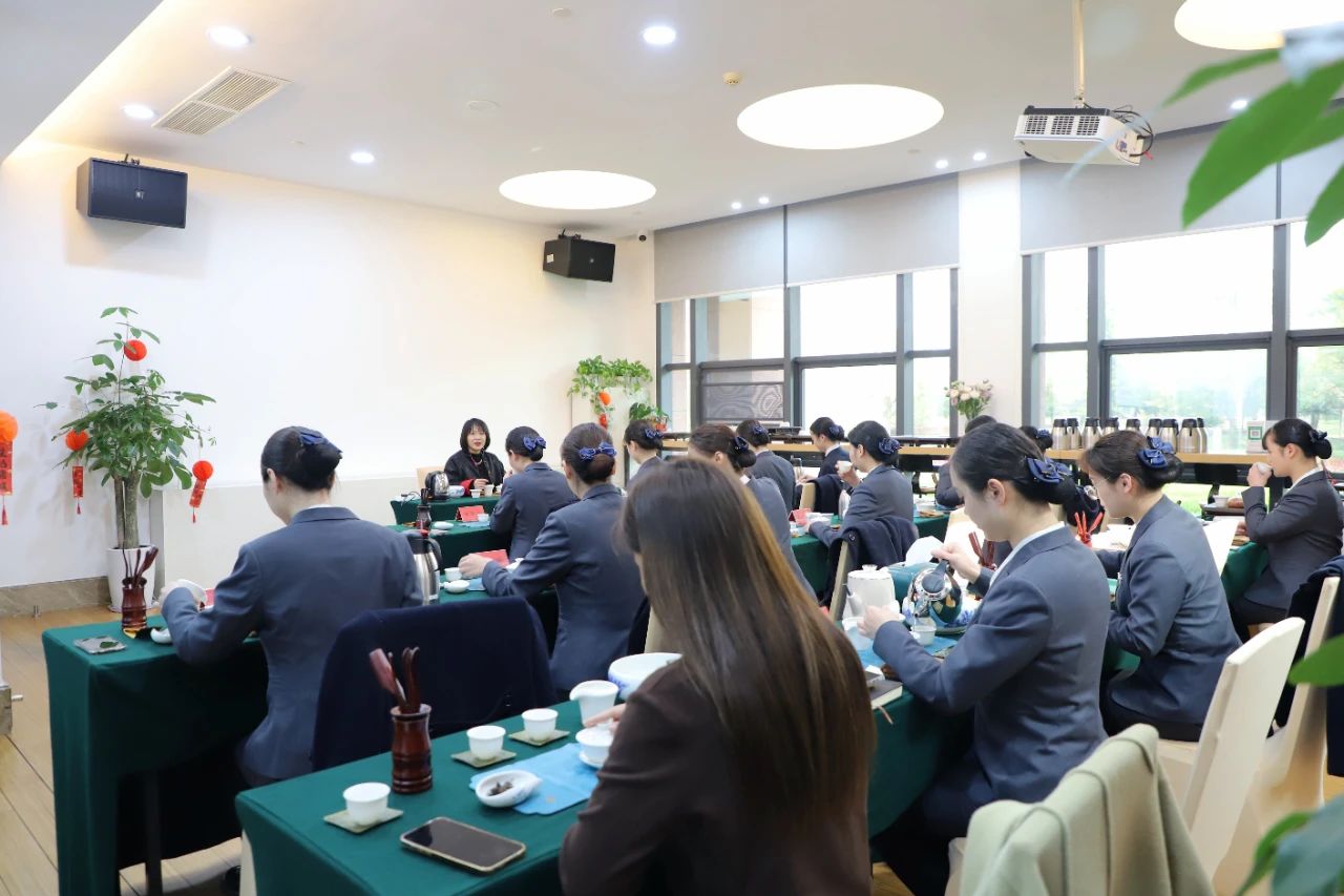 茶香满溢 匠心传承——三都澳大旅馆开展茶艺培训